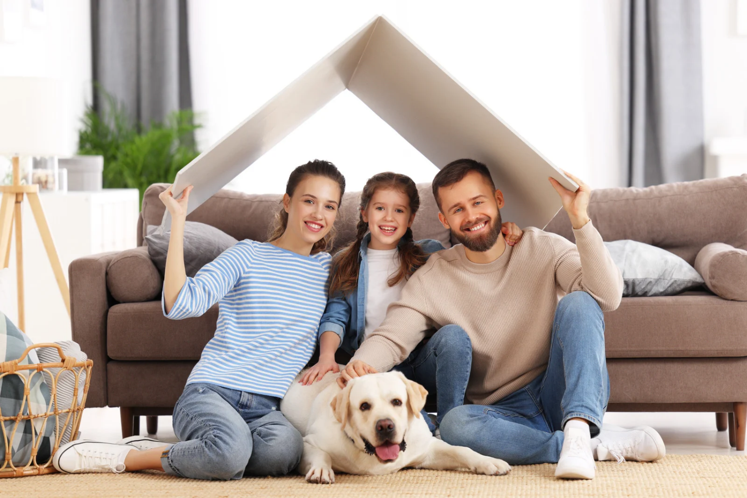 Família reunida em seu novo lar